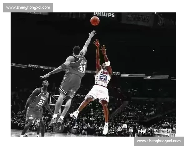 皮尔斯：防守巅峰科比压力如临乔丹，坦言其眼神藏着「篮球之神」的影子