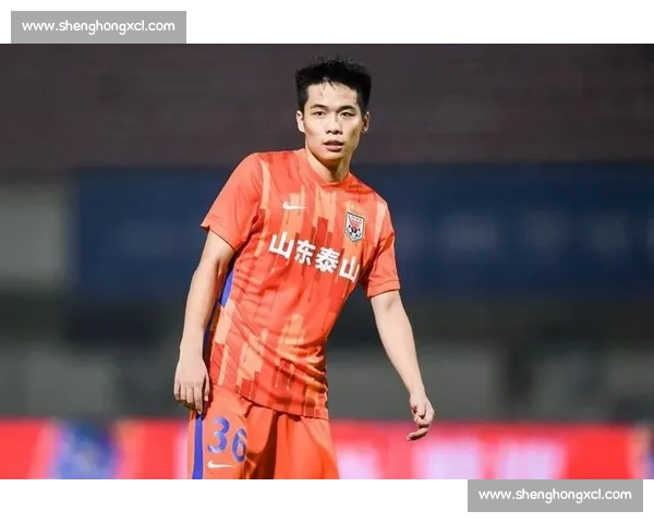 留洋小将刘锦程西海岸试训获好评，中场新星崭露头角